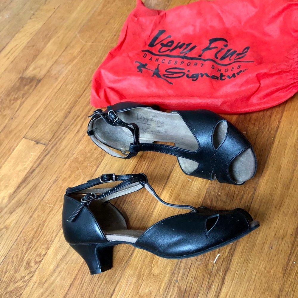 Very Fine suede-bottom dance shoes